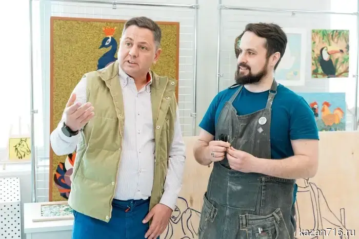 A master class by mosaic artist Marat Nabi took place in Rich Saba.