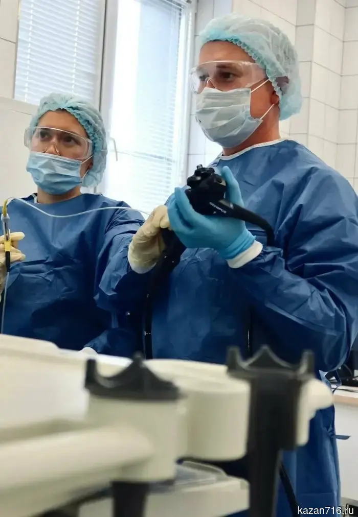 In Chelny, doctors removed a 10-centimeter tumor using endoscopy.