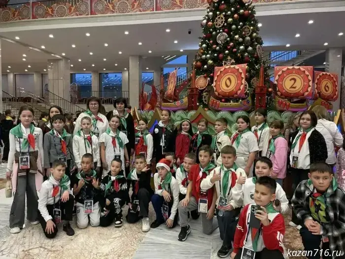 113 детей, участников СВО из Татарстана, посетили Кремлевскую елку.