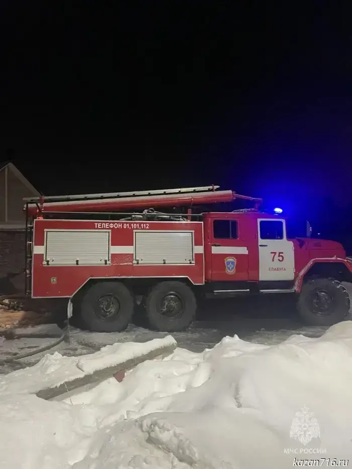 Fire in the village of Maltsevo: a voltage surge in the TV caused the house to catch fire.