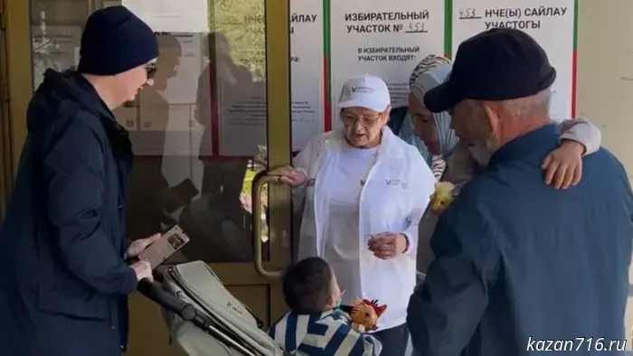 Волонтеры «Доброго Татарстана» участвуют в организации выборов Президента Республики Татарстан.