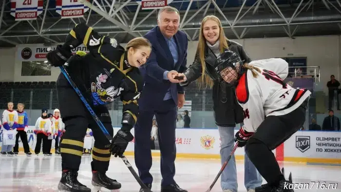 Female hockey players from seven regions of the Volga Federal District will compete for victory in the "Crystal Tiara" tournament.